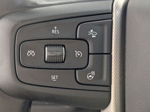 Used 2021 GMC Yukon XL Denali w/ Advanced Technology Package image 17