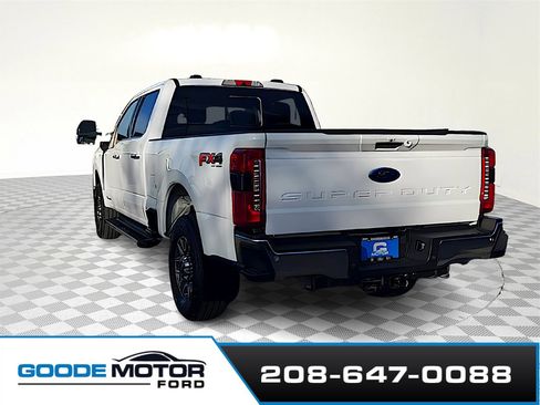 Certified 2023 Ford F250 Lariat w/ Chrome Package image 4