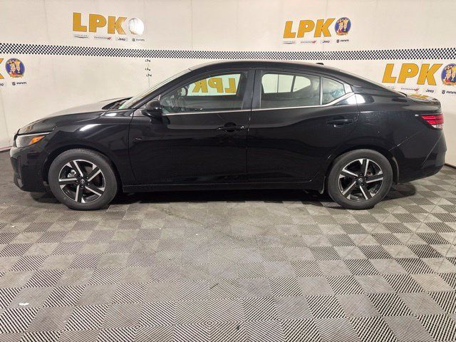Used 2025 Nissan Sentra SV FWD image 6