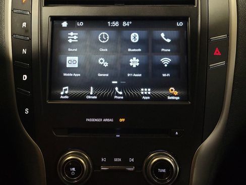 Used 2016 Lincoln MKC Premiere FWD image 25