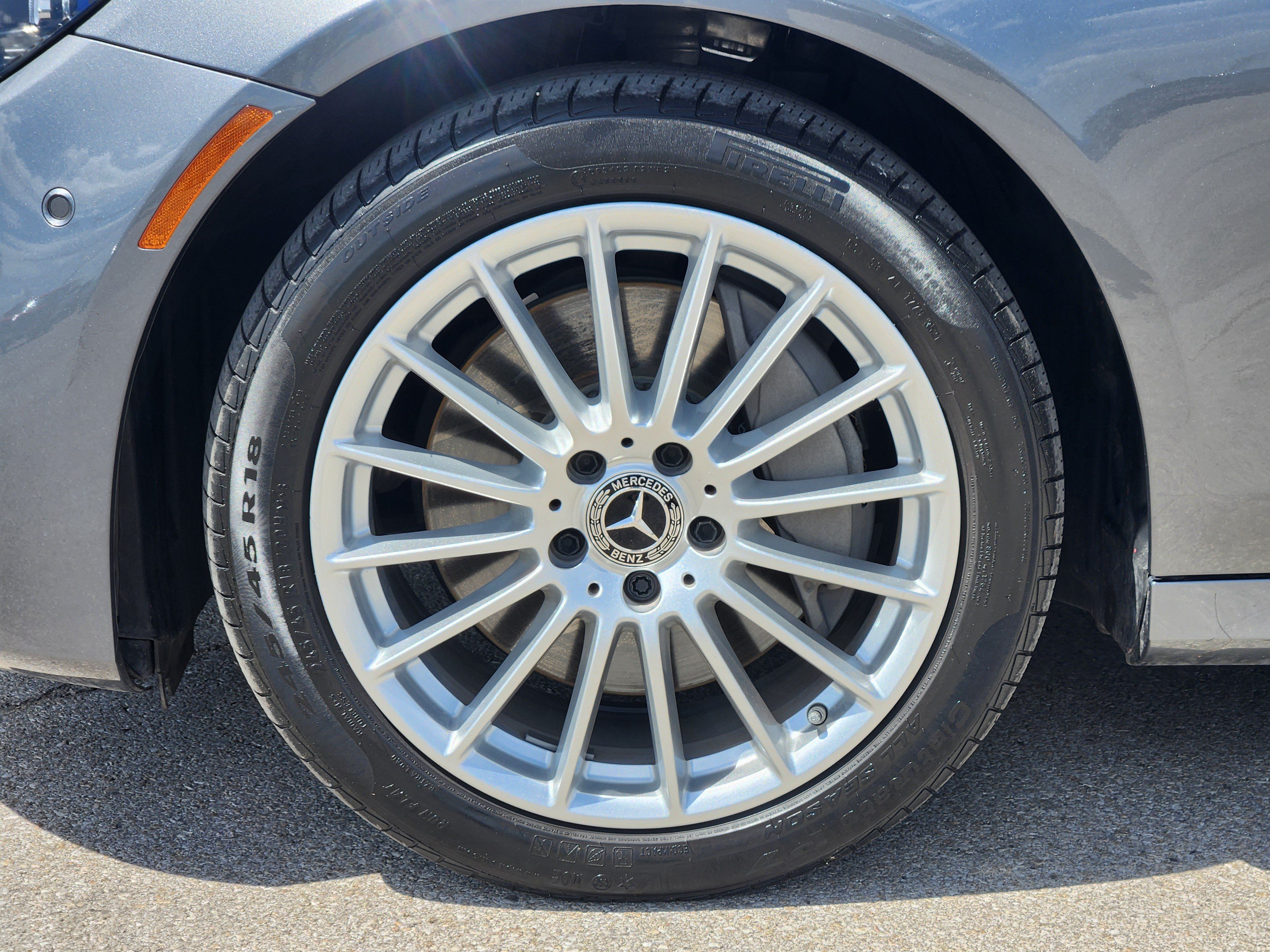 Used 2022 Mercedes-Benz E 350 Sedan image 10