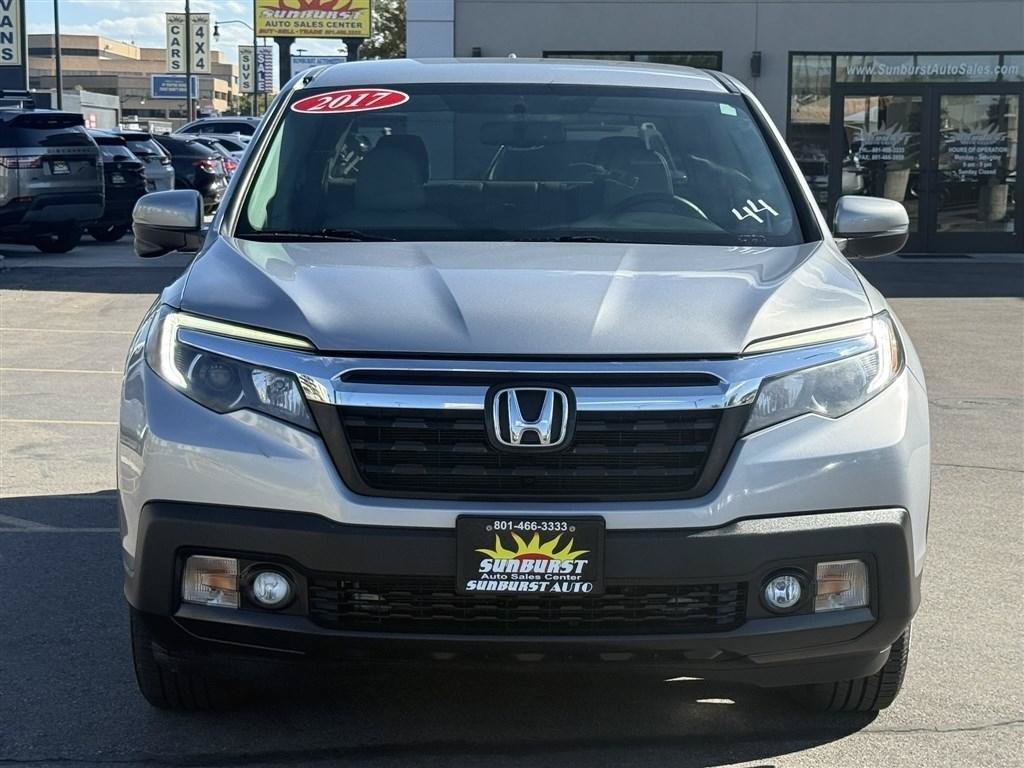 Used 2017 Honda Ridgeline RTL-T image 2