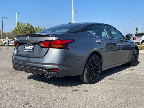 Used 2025 Nissan Altima 2.5 SV w/ SV Special Edition Package image 7