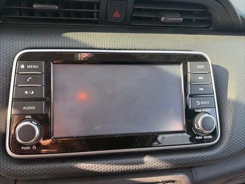 Used 2021 Nissan Kicks S FWD image 16