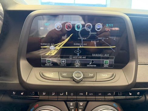 Used 2018 Chevrolet Camaro SS RWD image 39
