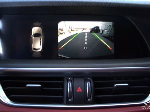 Used 2019 Alfa Romeo Stelvio Ti image 19