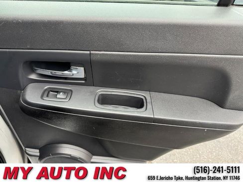 Used 2011 Jeep Liberty Sport AWD/4WD image 29