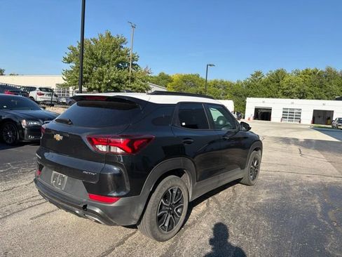 Used 2023 Chevrolet TrailBlazer ACTIV w/ Sun and Liftgate Package FWD image 4