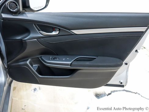 Used 2020 Honda Civic EX image 30