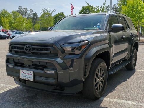 New 2026 Toyota 4Runner SR5 image 8