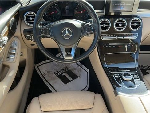 Used 2019 Mercedes-Benz GLC 300 image 13