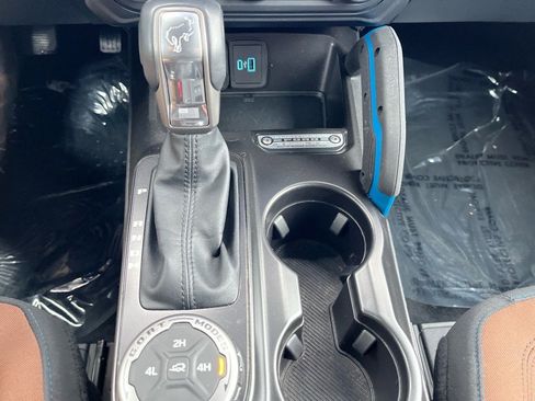 Used 2023 Ford Bronco Outer Banks image 21