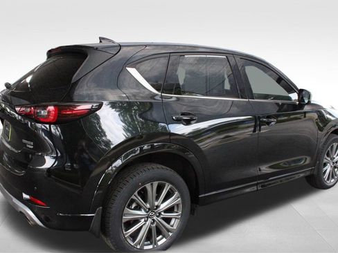 Used 2024 MAZDA CX-5 Signature AWD/4WD image 15