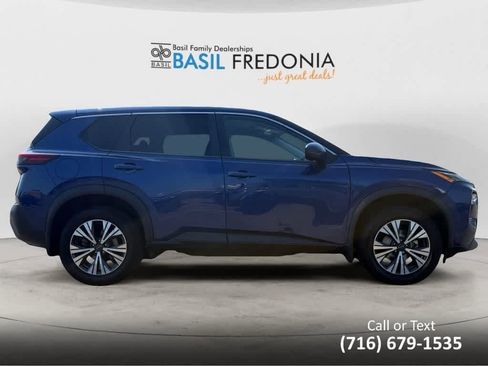 Used 2023 Nissan Rogue SV image 6
