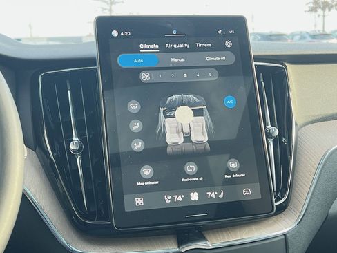 New 2026 Volvo XC60 B5 Plus w/ Protection Package Premier image 21