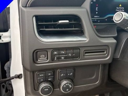 Used 2023 Chevrolet Tahoe RST w/ Luxury Package AWD/4WD image 11