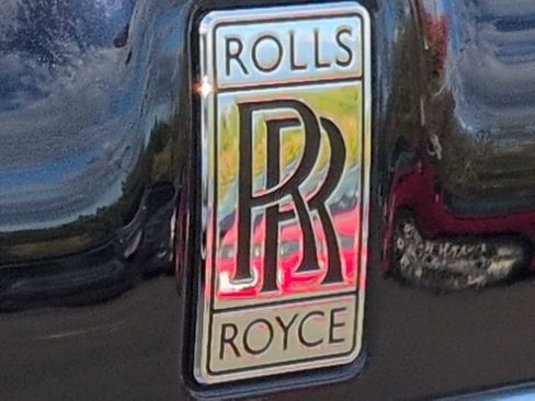 Used 2022 Rolls-Royce Cullinan image 12