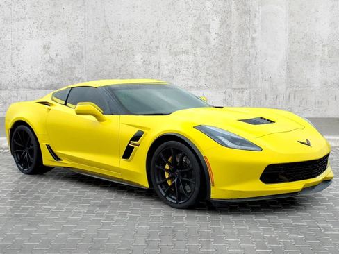 Used 2017 Chevrolet Corvette Grand Sport RWD image 2