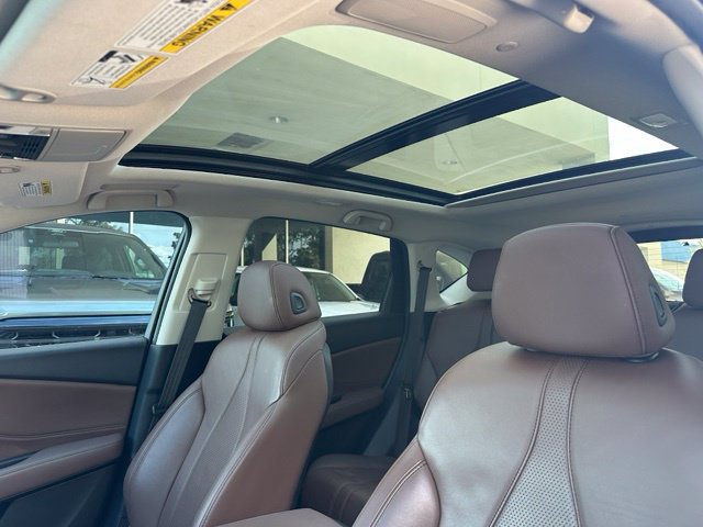 Used 2021 Acura RDX w/ Technology Package FWD image 2