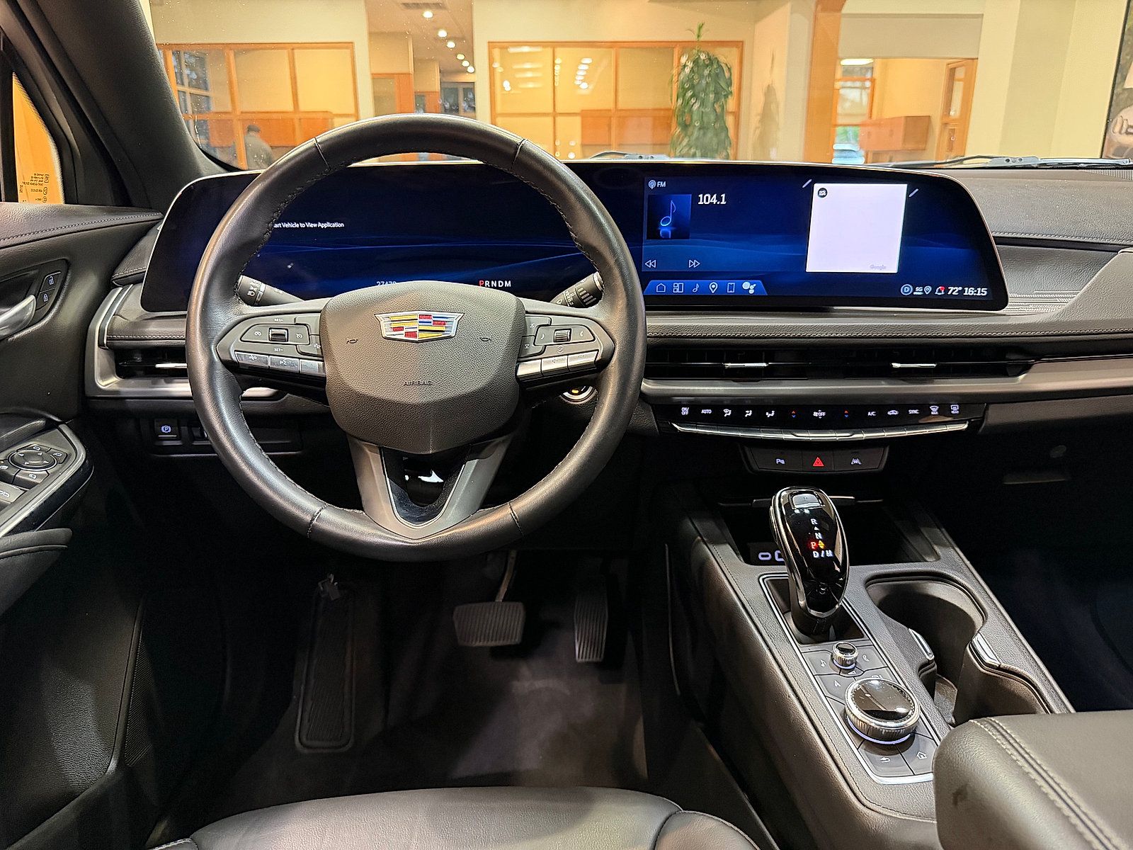 Used 2025 Cadillac XT4 Premium Luxury AWD/4WD image 13