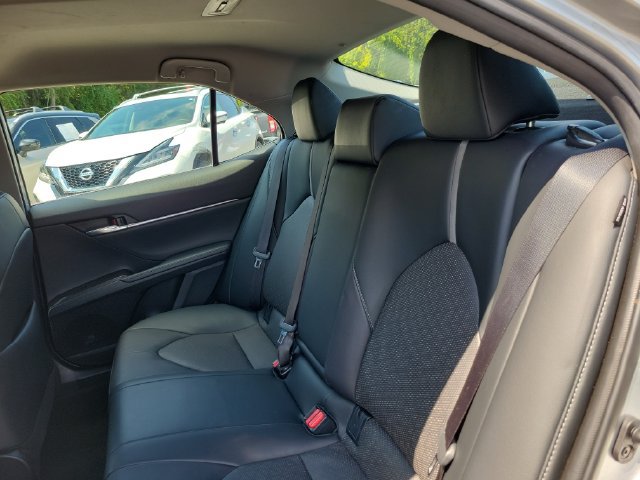 Used 2024 Toyota Camry XSE FWD image 11