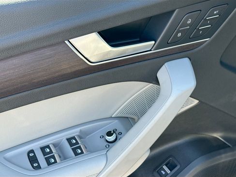 Used 2022 Audi Q5 2.0T Premium Plus image 23