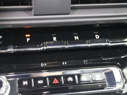 New 2026 Lincoln Corsair Premiere image 42