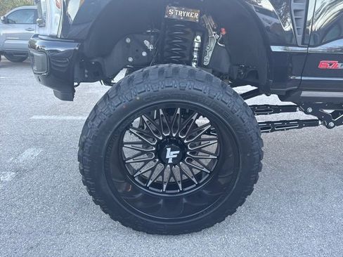 Used 2025 Ford F250 Platinum image 21