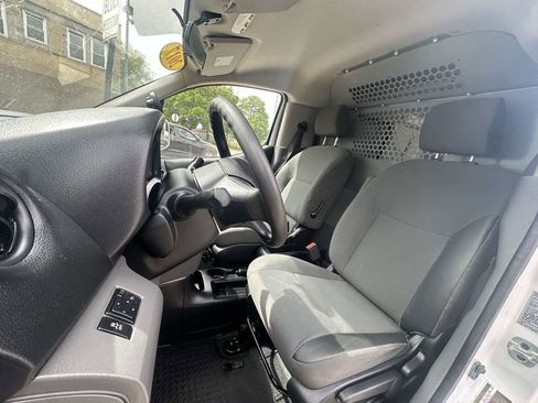 Used 2017 Nissan NV200 SV w/ Back Door Glass Package image 14