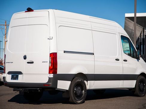 New 2026 Mercedes-Benz Sprinter 2500 image 9