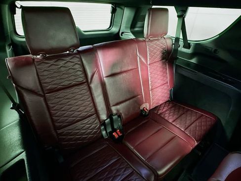 Used 2025 Cadillac Escalade ESV Premium Luxury w/ Touring Package image 30