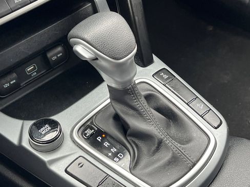 Certified 2021 Kia Seltos LX image 23