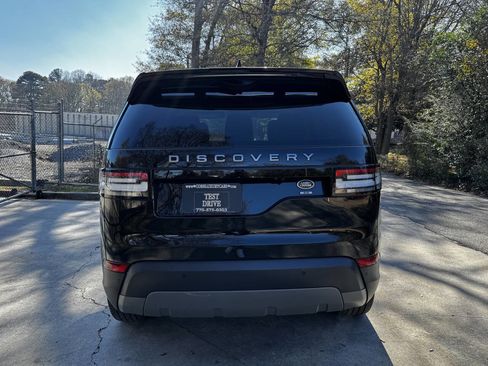 Used 2020 Land Rover Discovery SE image 8