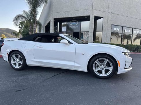 Used 2020 Chevrolet Camaro LT image 15