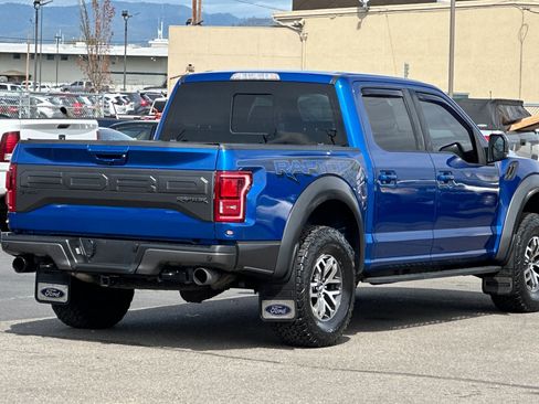 Used 2018 Ford F150 Raptor w/ Equipment Group 802A Luxury image 4
