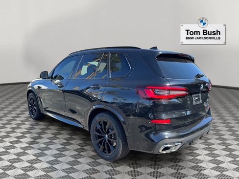 Used 2022 BMW X5 xDrive40i w/ M Sport Package image 5