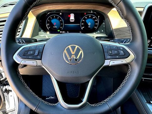 New 2026 Volkswagen Atlas SE FWD image 12