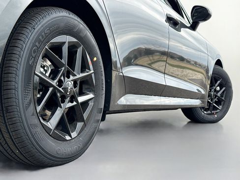 New 2026 Kia K5 LXS image 12