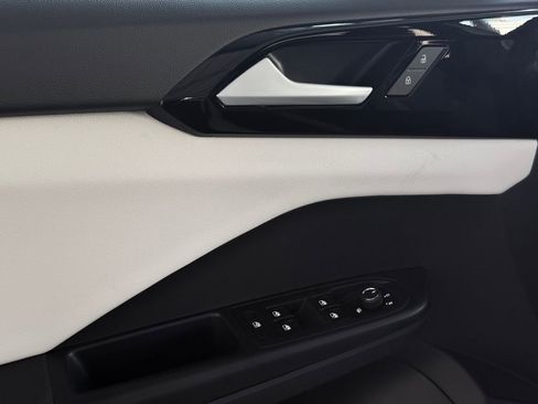 New 2026 Volkswagen Taos S AWD/4WD image 19