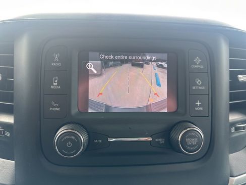 Used 2020 RAM 2500 Big Horn AWD/4WD image 14
