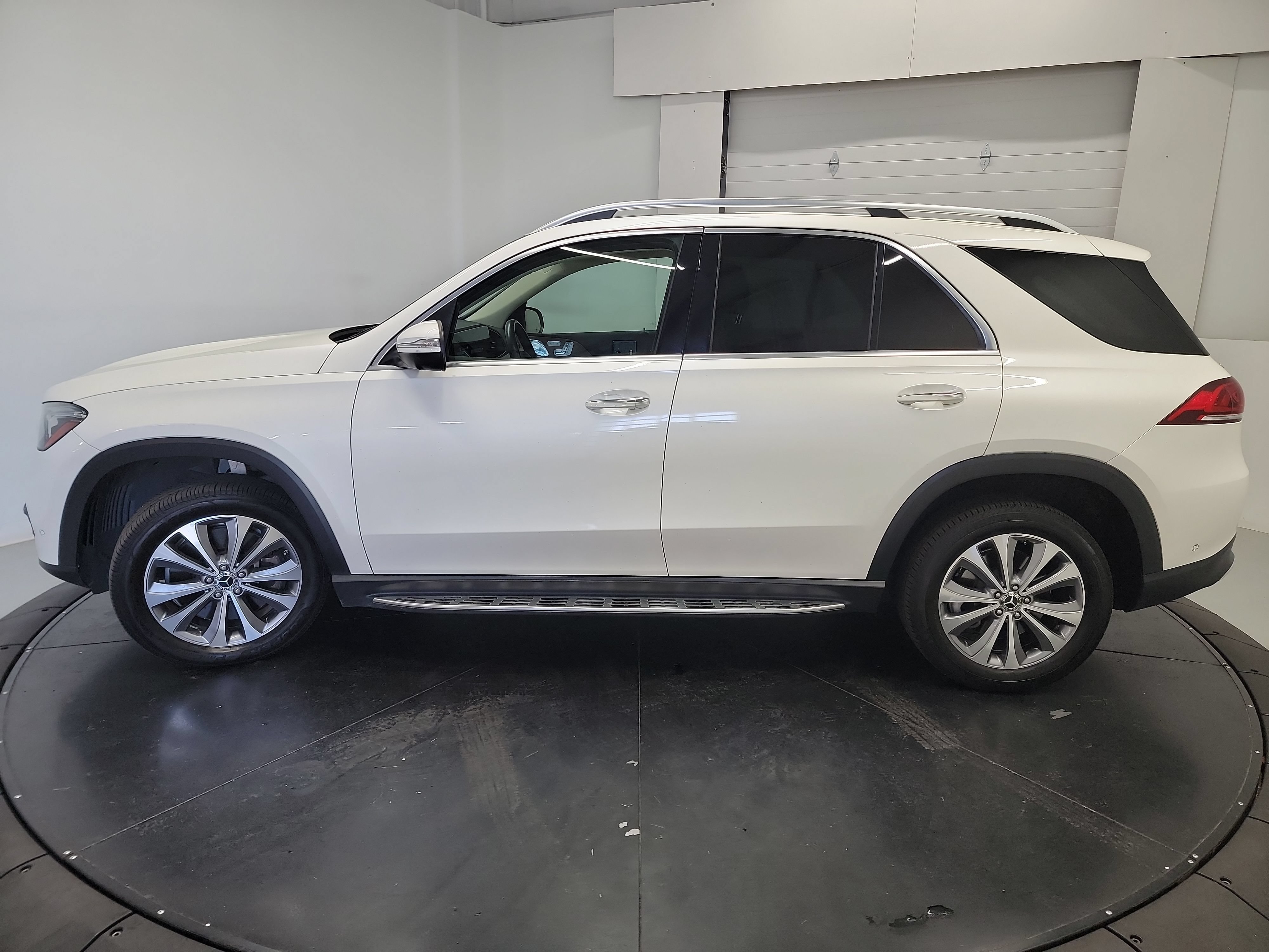 Used 2020 Mercedes-Benz GLE 450 4MATIC image 4