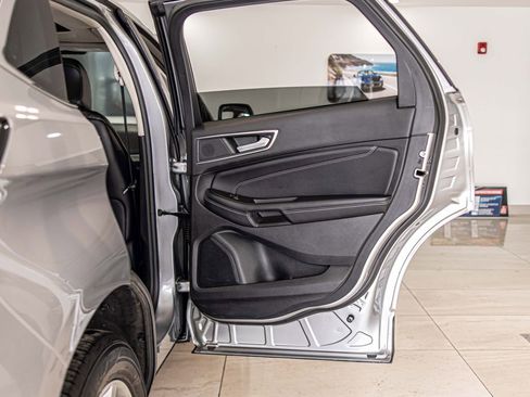 Used 2022 Ford Edge Titanium w/ Equipment Group 301A image 41