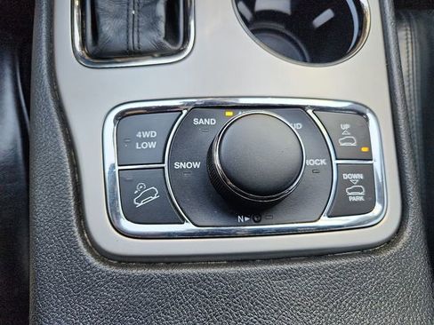 Used 2019 Jeep Grand Cherokee High Altitude AWD/4WD image 13