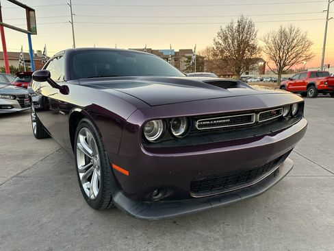 Used 2021 Dodge Challenger R/T image 1
