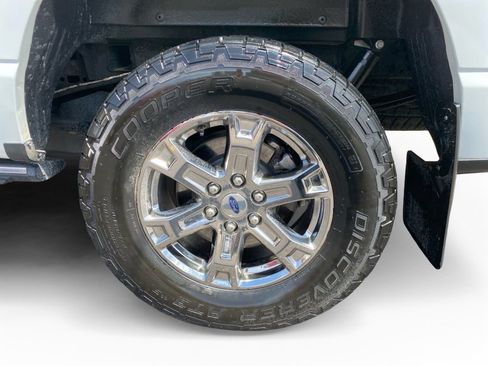 Used 2021 Ford F150 Lariat w/ Equipment Group 502A High AWD/4WD image 10