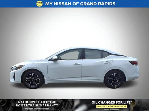 New 2025 Nissan Sentra SV w/ All-Weather Package image 4