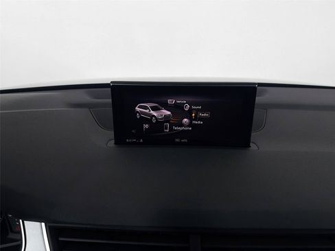 Used 2018 Audi Q7 2.0T Premium Plus w/ Premium Plus Package AWD/4WD image 17