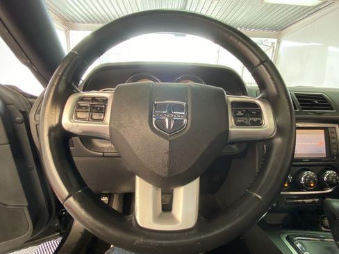 Used 2013 Dodge Challenger SXT RWD image 19