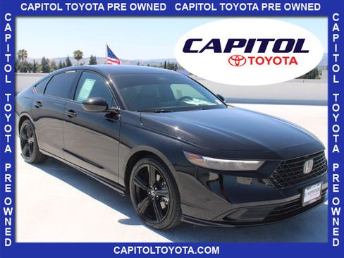 Used 2025 Honda Accord Sport image 1