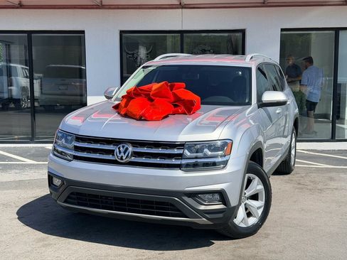 Used 2018 Volkswagen Atlas SE FWD image 1